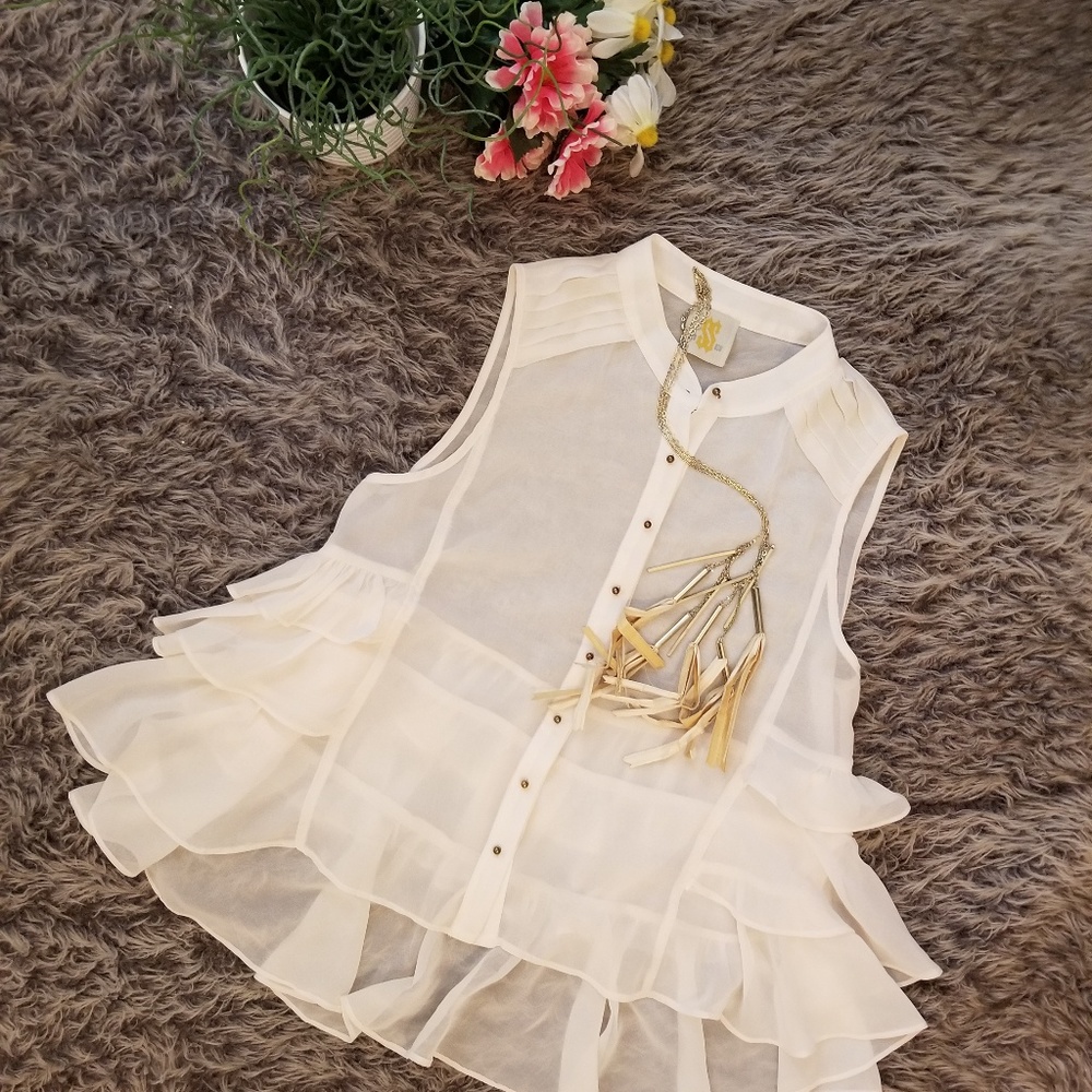 Sis Sis Sheer Layered Top W/Button Front